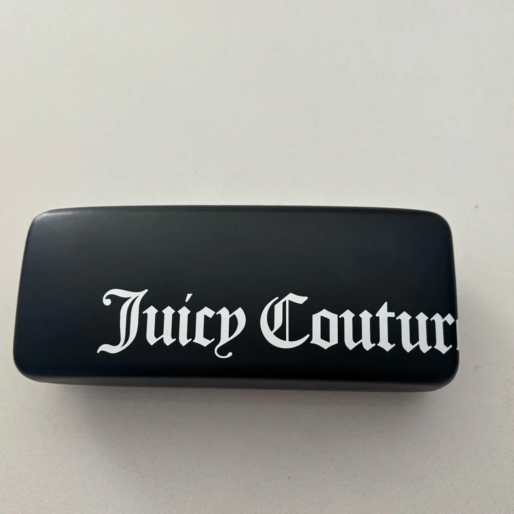 Juicy Couture new case